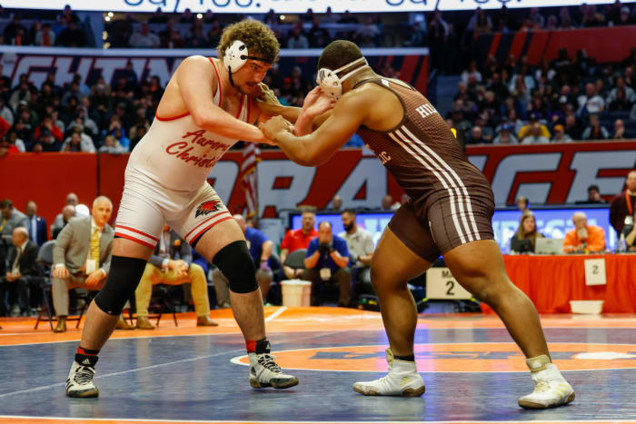 Illinois state wrestling championships February 18 2023 Nate Latsch 15385